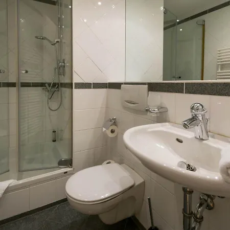 Kaiservillen Heringsdorf - Mit 1 Schlafzimmer Und Balkon P6 Neuhof (Heringsdorf)